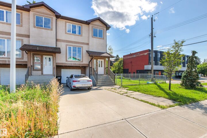 Property Photo:  15713 102 Avenue NW  AB T5P 4M5 