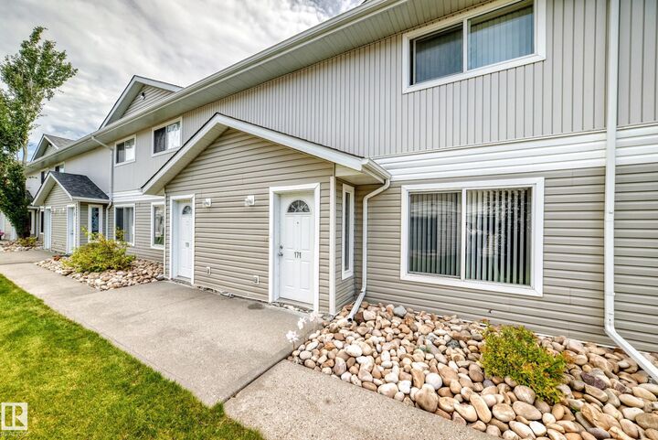 Property Photo: 180 Bridgeport Boulevard 171 AB T9E 8S1