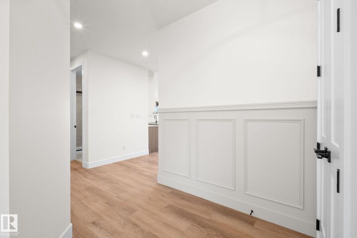 Property Photo:  11 Arthur Way  AB T7X 0Y4 