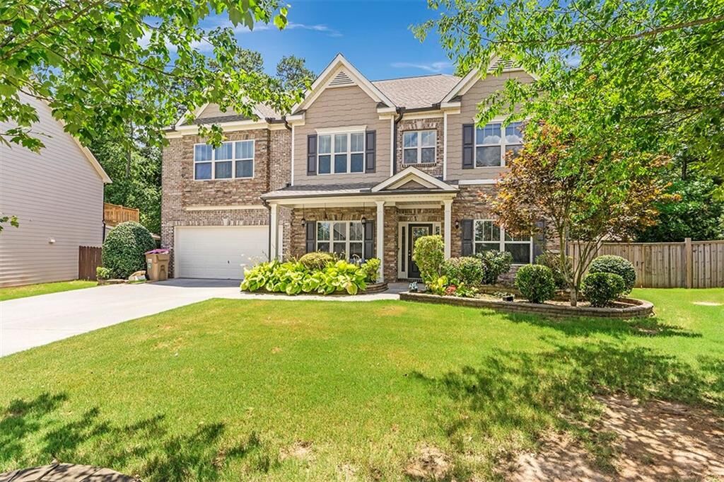 Property Photo: 2635 Azalea Bluff Drive GA 30041