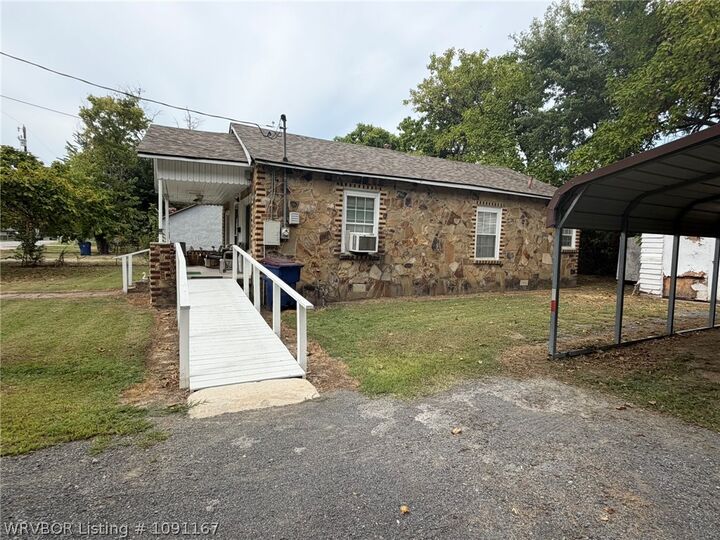 Property Photo: 5123 S 24th Street AR 72901