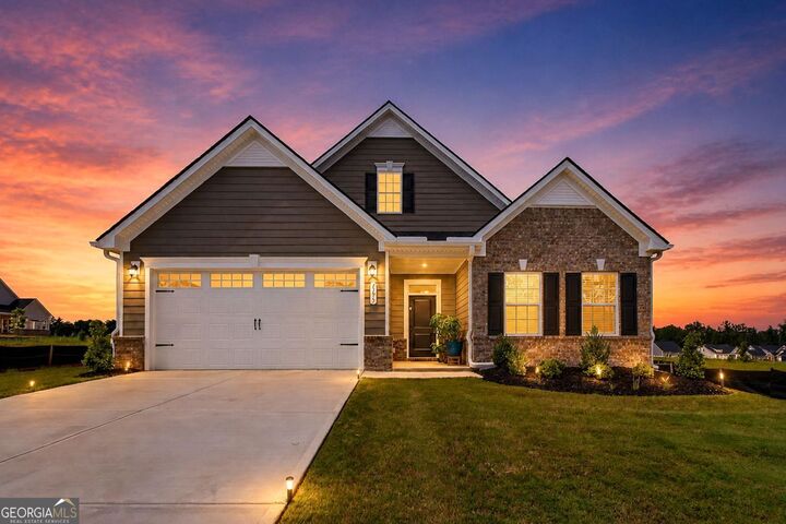 Property Photo:  1173 Burlington Court  GA 30253 