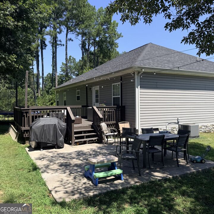 Property Photo: 359 Brittany Court GA 30705