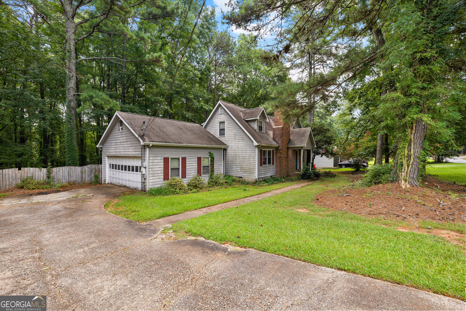 Property Photo: 9330 Hidden Hollow Trail GA 30236