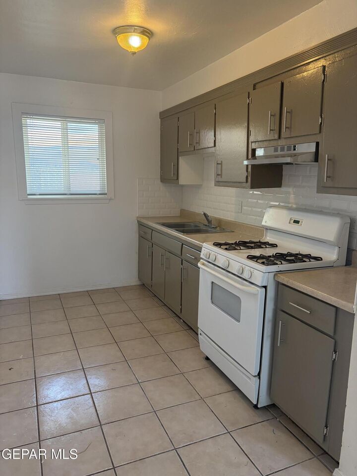 Property Photo:  8944 Norton Street 2  TX 79904 