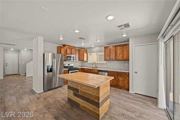 Property Photo:  5304 Country Retreat Court  NV 89131 