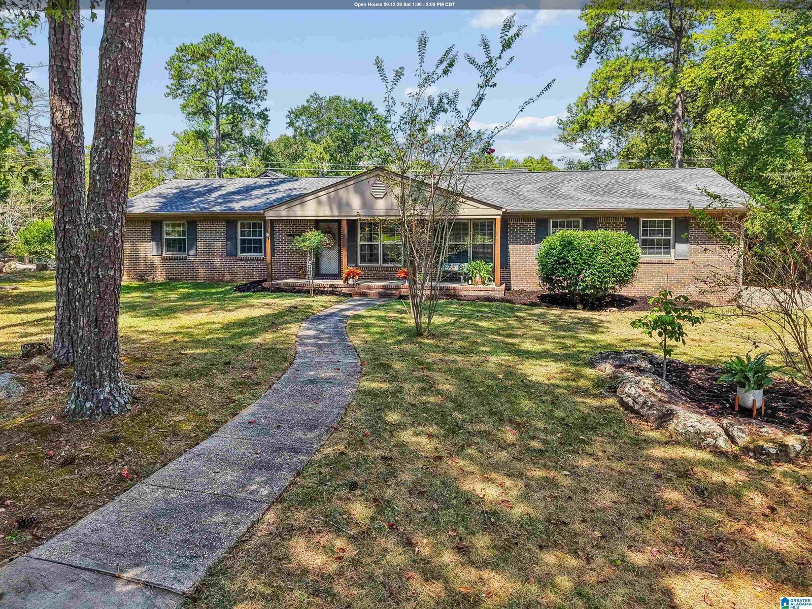 Property Photo:  304 N Burbank Drive  AL 35226 