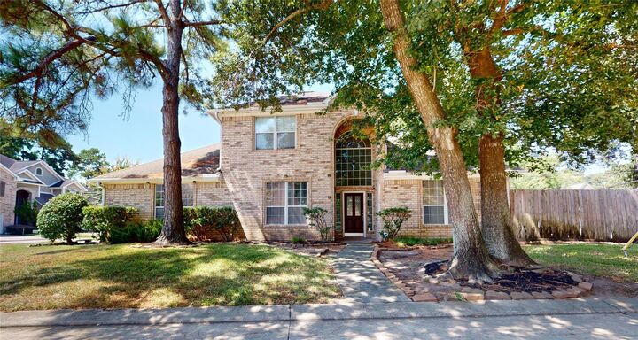 Property Photo: 2006 Marchwood Manor Drive TX 77090