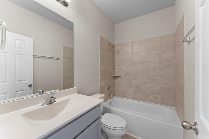 Property Photo: 1364 Mixander Way TX 77571