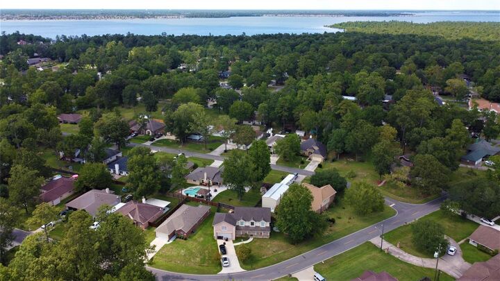 Property Photo: 18339 Steele Point Drive TX 77532