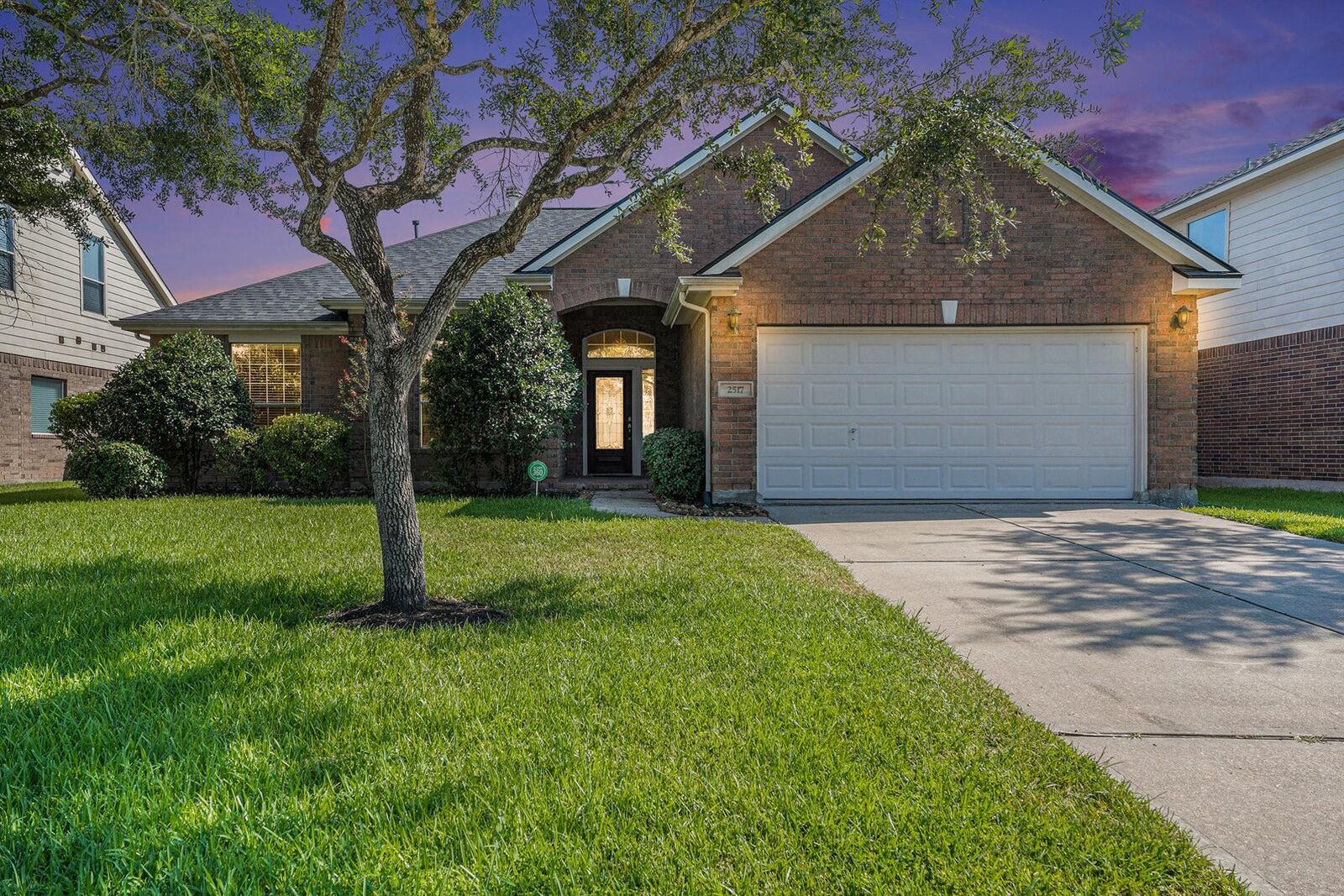 Property Photo:  2517 Flycatcher Cove Drive  TX 77573 