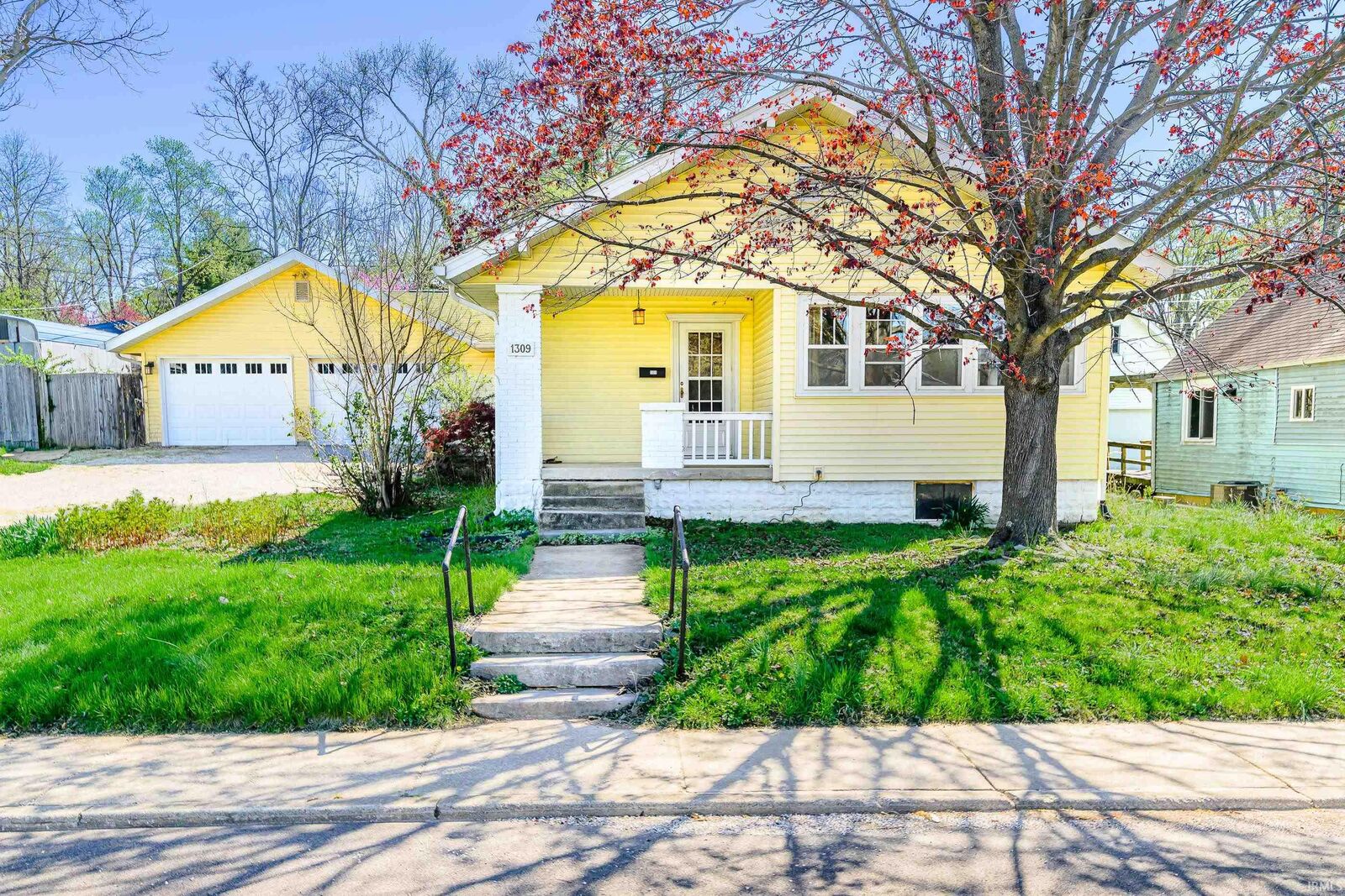 Property Photo:  1309 S Lincoln Street  IN 47401 
