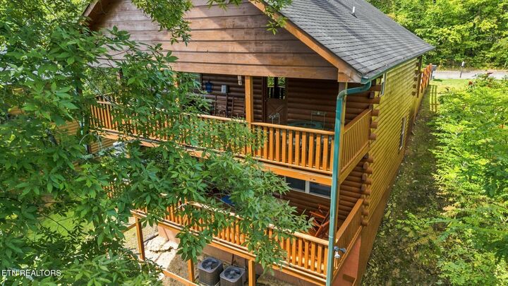 Property Photo:  440 Oak Sky Way  TN 37876 