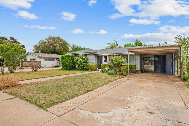 Property Photo:  4307 41st Street  TX 79413 