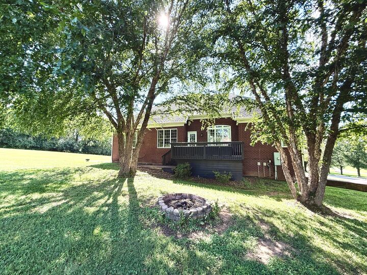 Property Photo: 796 Ninevah Road KY 40601