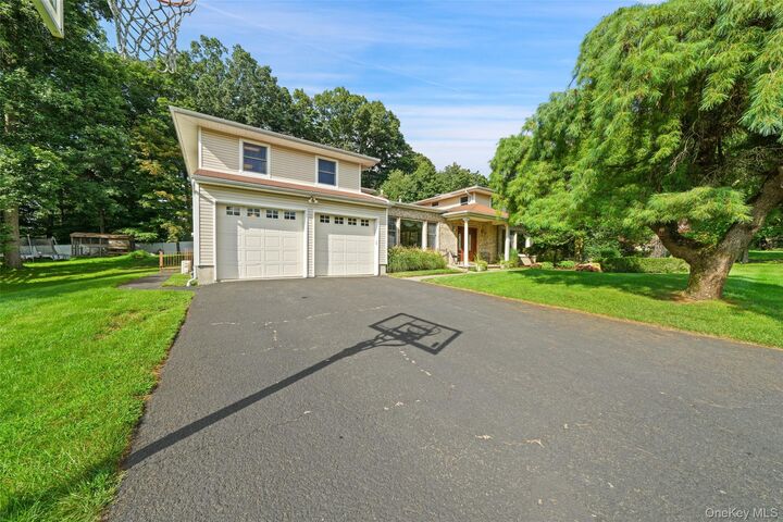 Property Photo: 6 Orchard Hill Drive NY 10952