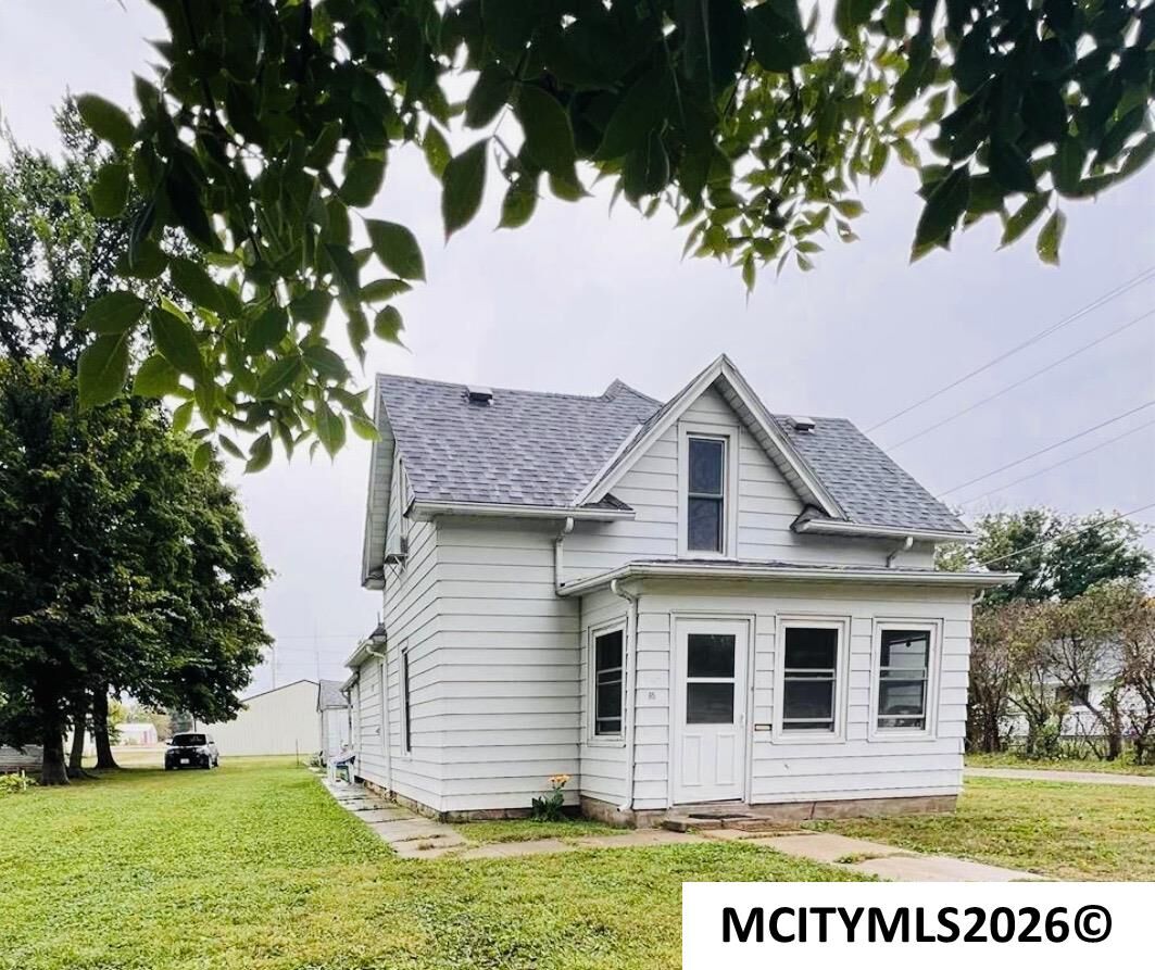 Property Photo:  95 14th St N  IA 50459 