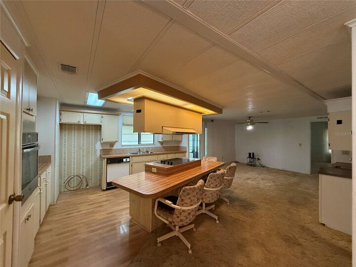 Property Photo: