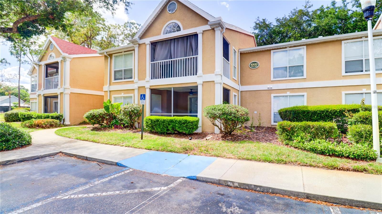 Property Photo:  9481 Highland Oak Drive 1001  FL 33647 