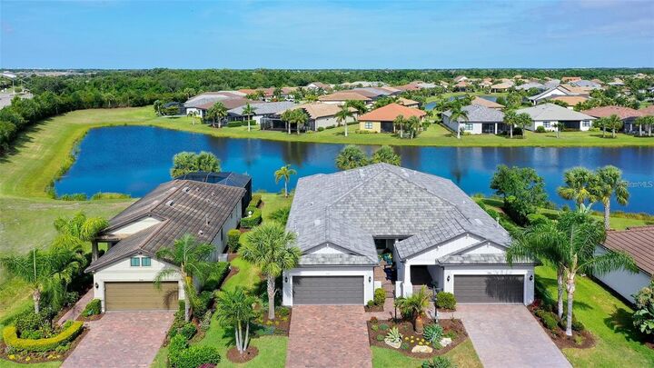 Property Photo:  7636 Kirkland Cove  FL 34202 
