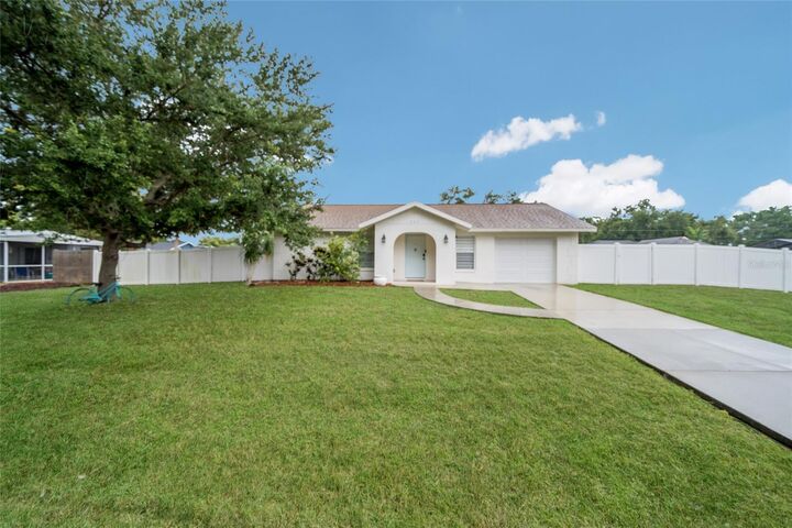 Property Photo:  643 Mobile Road  FL 34293 