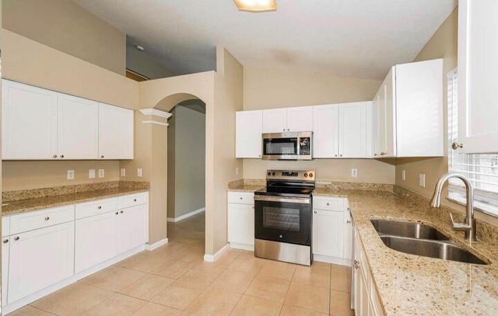 Property Photo:  1258 Merrimack Drive  FL 33837 