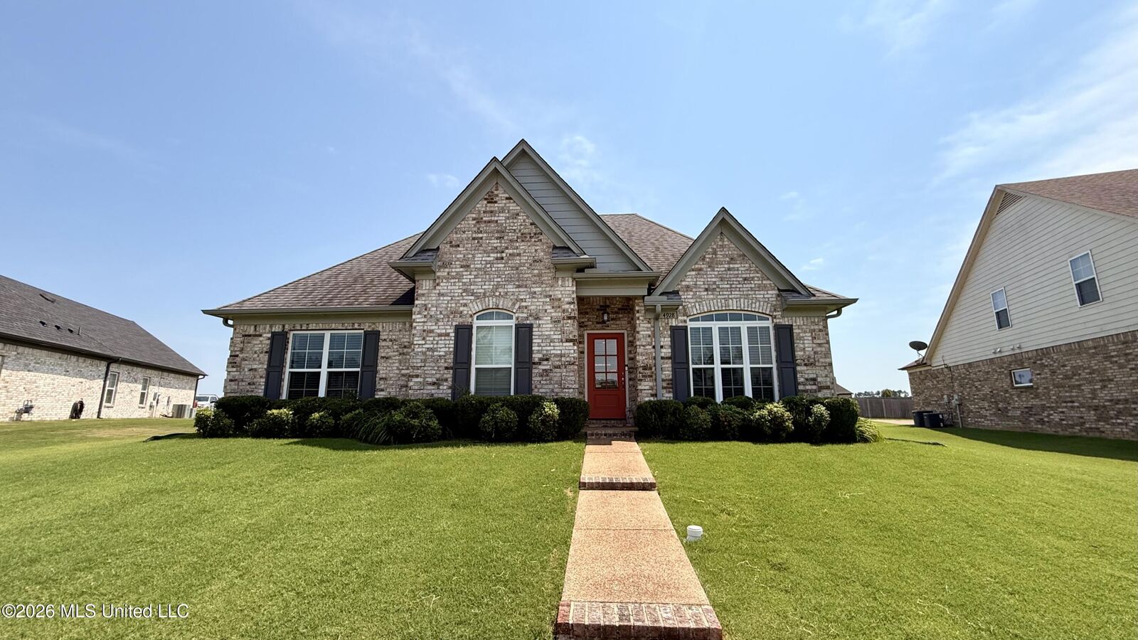 Property Photo: 4928 Margarette Circle MS 38654
