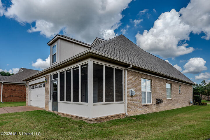 Property Photo: 5905 Savannah Crossing MS 38672