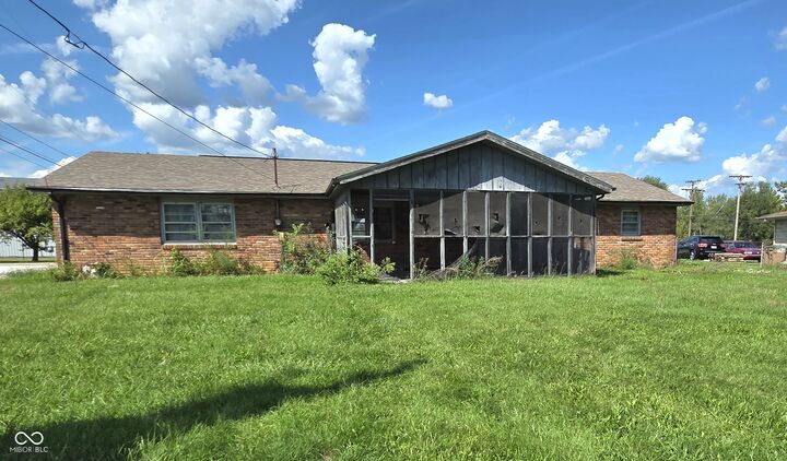 Property Photo:  1343 W Paula Drive  IN 47201 