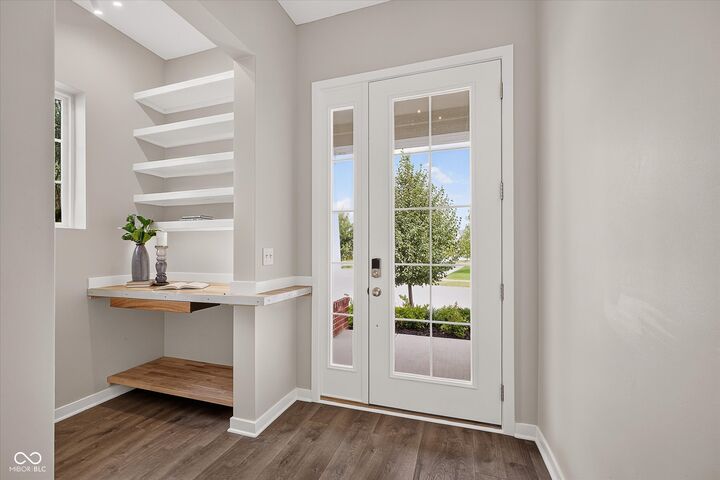 Property Photo:  1523 Cloverdon Drive  IN 46074 
