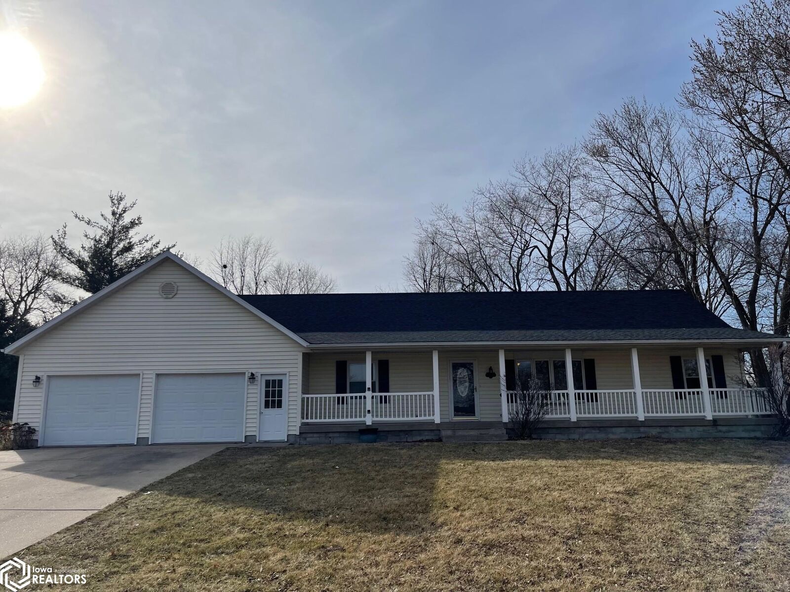 Property Photo: 1723 Hobart Street IA 50112