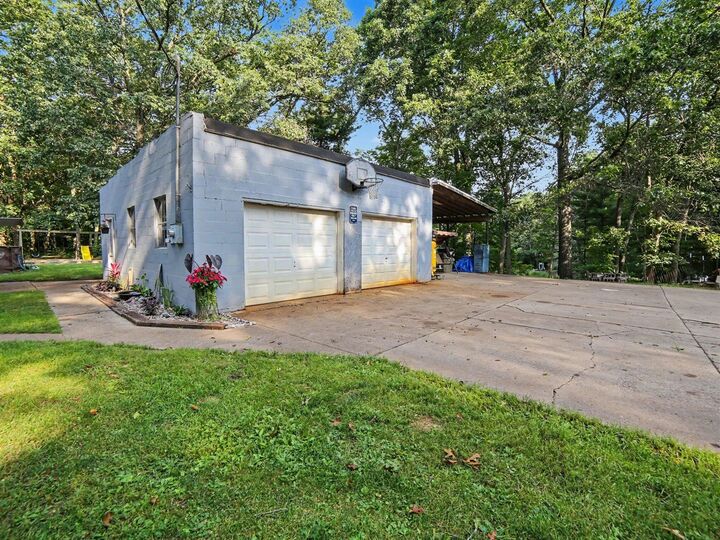 Property Photo: 5690 White Road MI 49442-8407