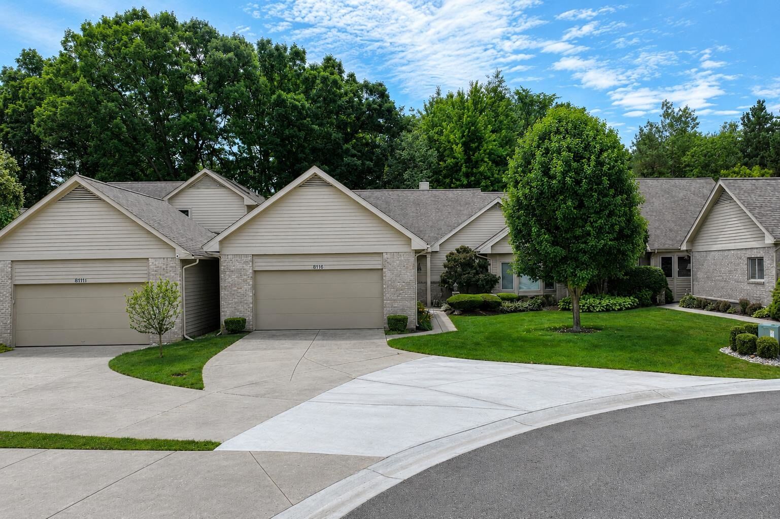 Property Photo:  8116 Hawkcrest Drive  MI 48439 