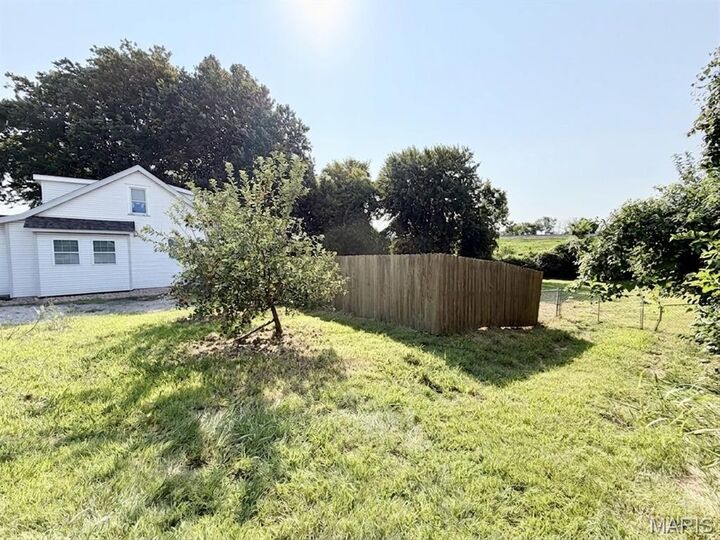 Property Photo: 4510-18 Green Park Road MO 63123