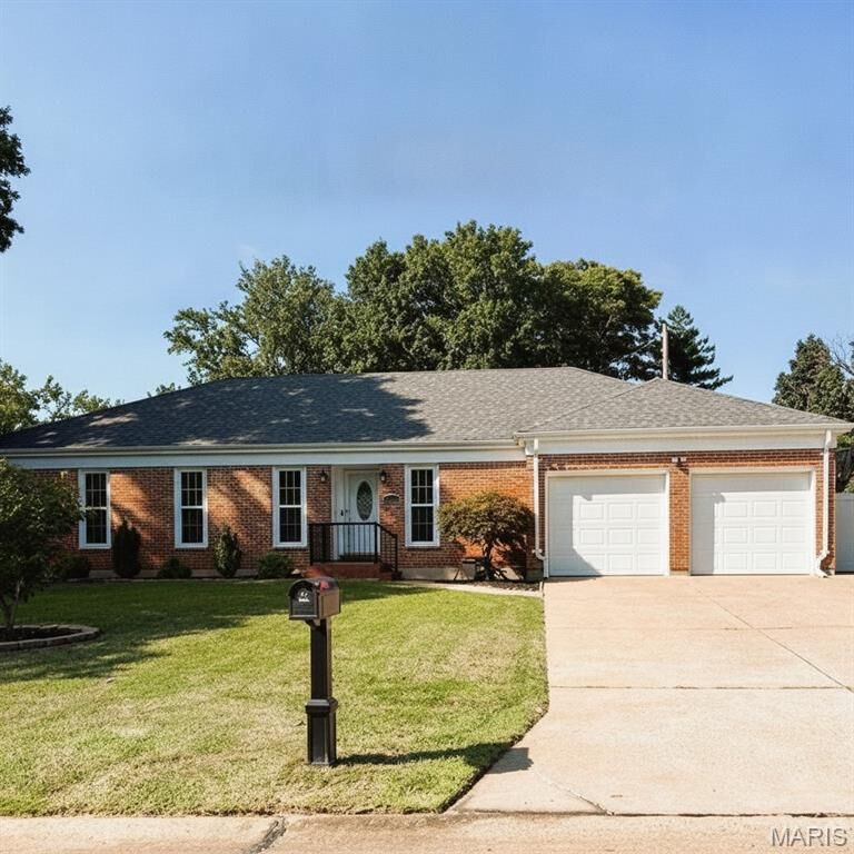 Property Photo: 5849 Oak Branch Drive MO 63128