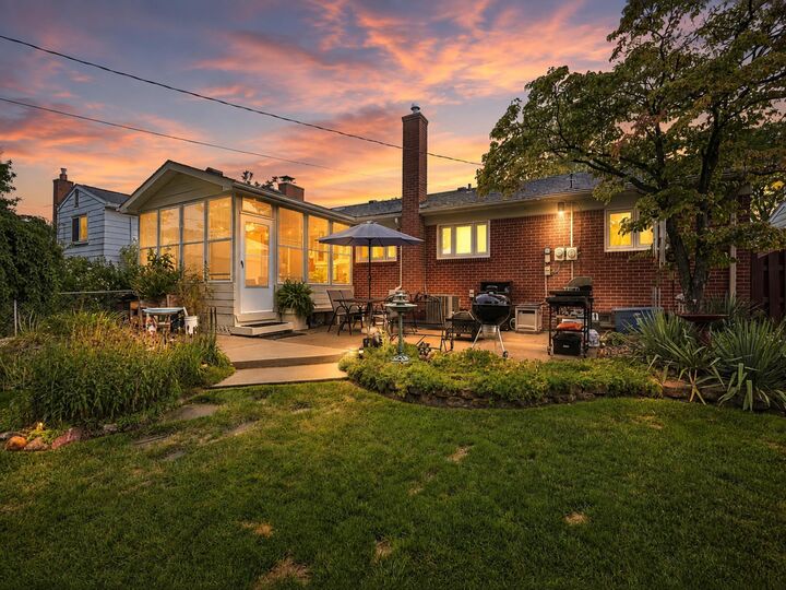 Property Photo: 14122 Hubbard Street MI 48154