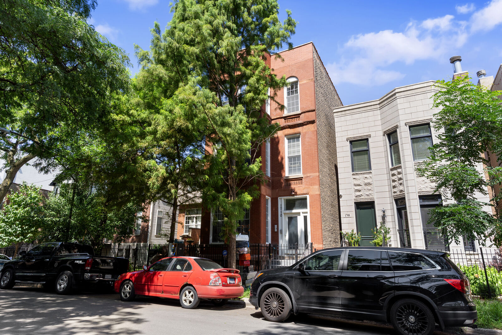 Property Photo:  1710 W Erie Street 301  IL 60622 