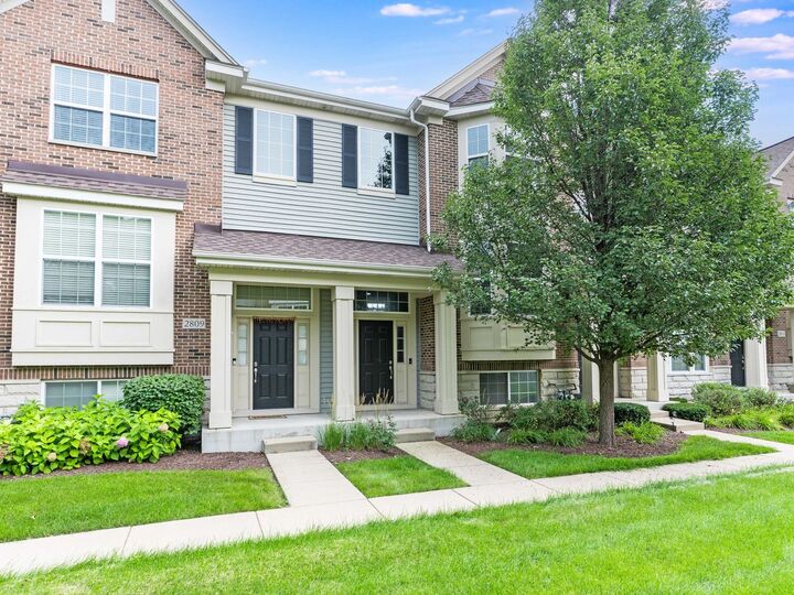 Property Photo: 2807 Henley Lane IL 60540