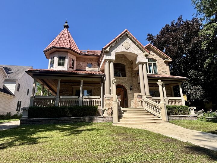 Property Photo:  936 Hammerschmidt Avenue  IL 60148 