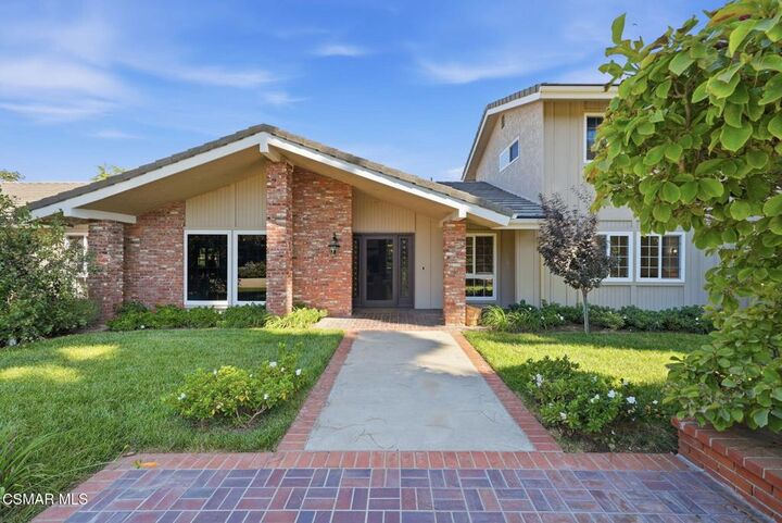Property Photo:  280 Cummings Road  CA 93060 