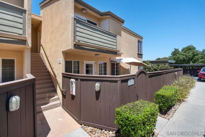 Property Photo:  5402 Balboa Arms 415  CA 92117 