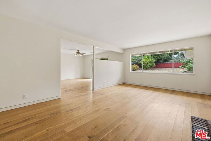 Property Photo:  436 Via Roma  CA 93110 