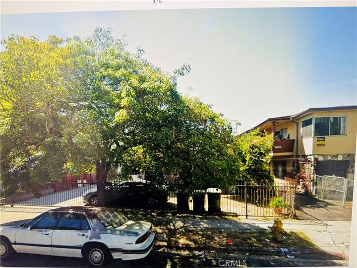 Property Photo: 5636 Lexington Avenue CA 90038