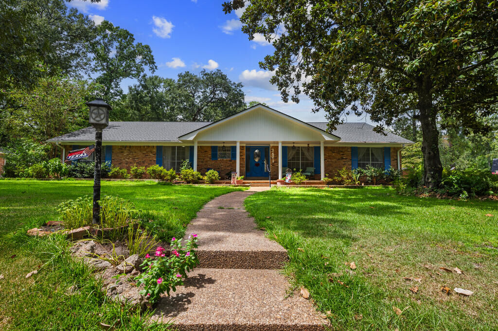 Property Photo: 3421 Arthur TX 75965