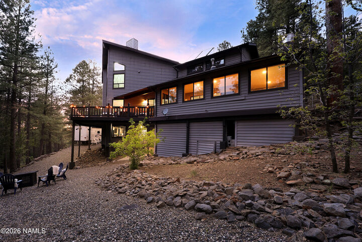 Property Photo: 17998 S Green Mountain Place AZ 86017