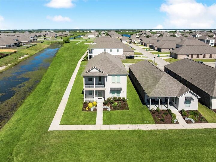 Property Photo: 425 Short Bough Lane LA 70461