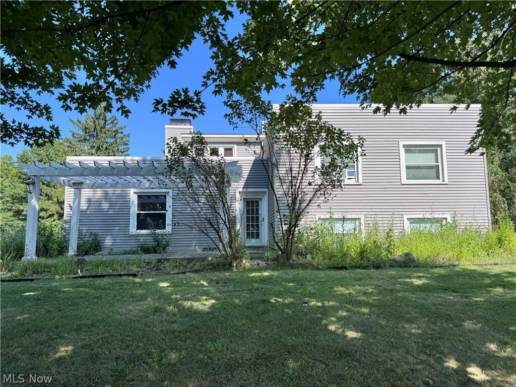 Property Photo: 6873 Knauf Road OH 44406