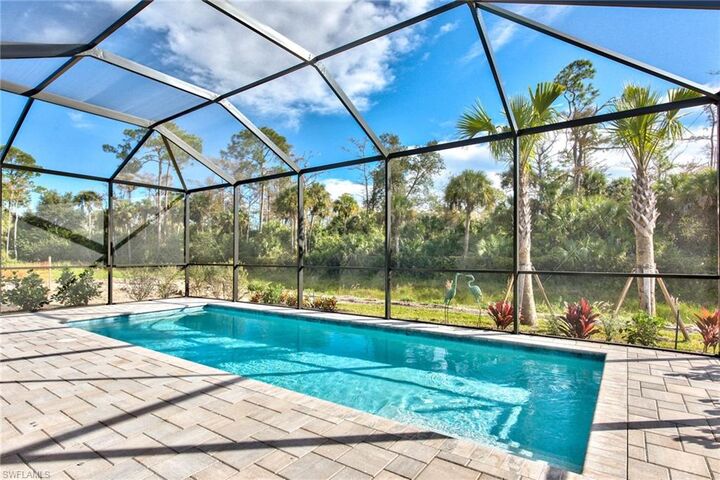 Property Photo:  9761 Willet Ct  FL 34120 