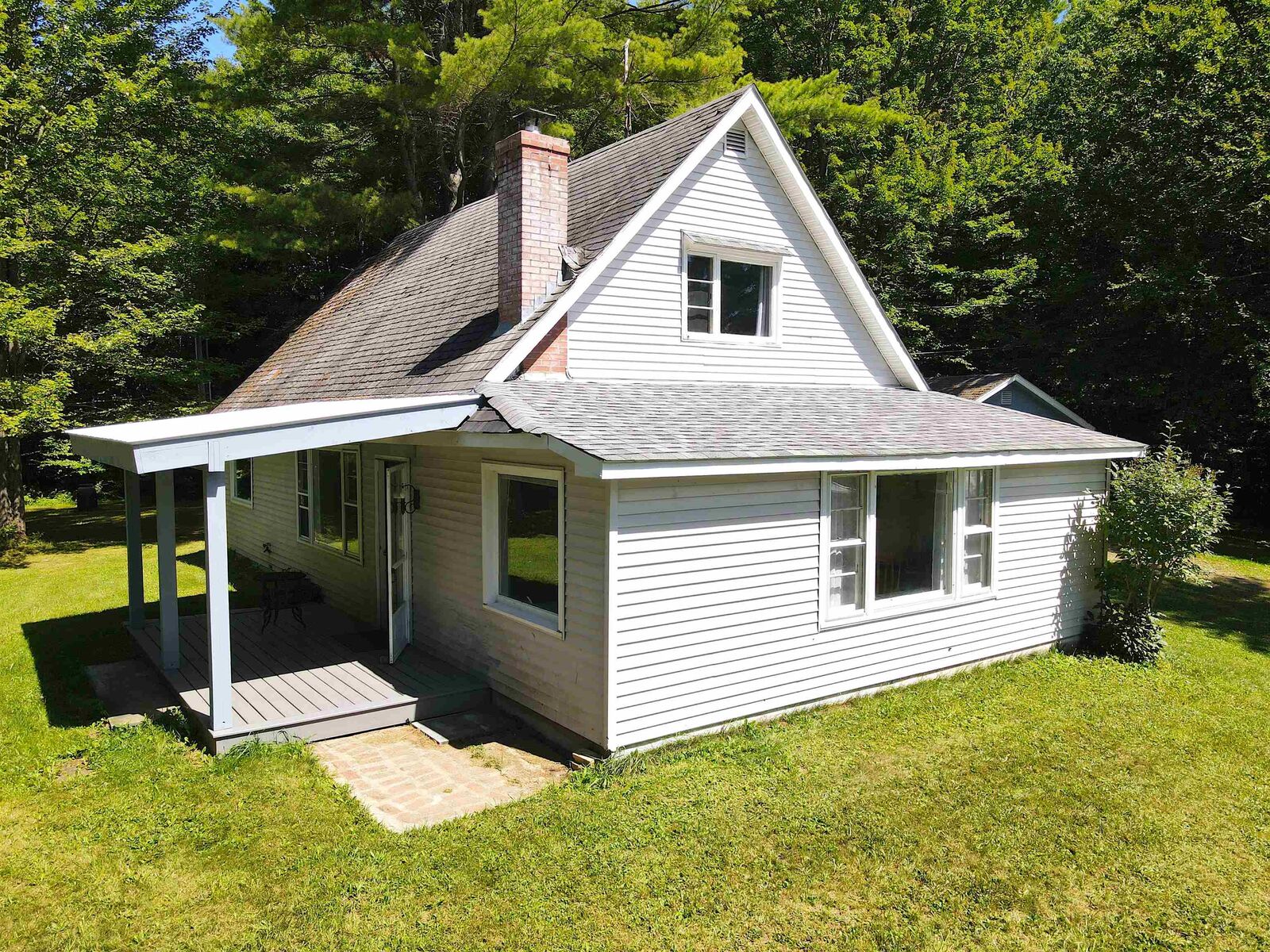 Property Photo: 1690 West Hill Road VT 05843