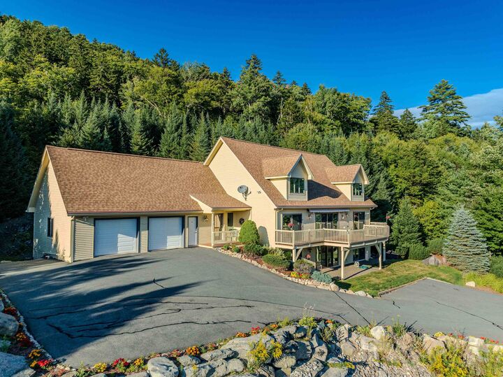 Property Photo: 323 Hannah Loop NH 03575